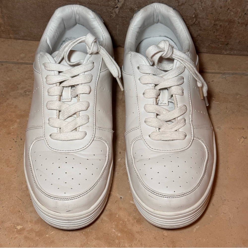 New Look White Sneakers Minimalist Design